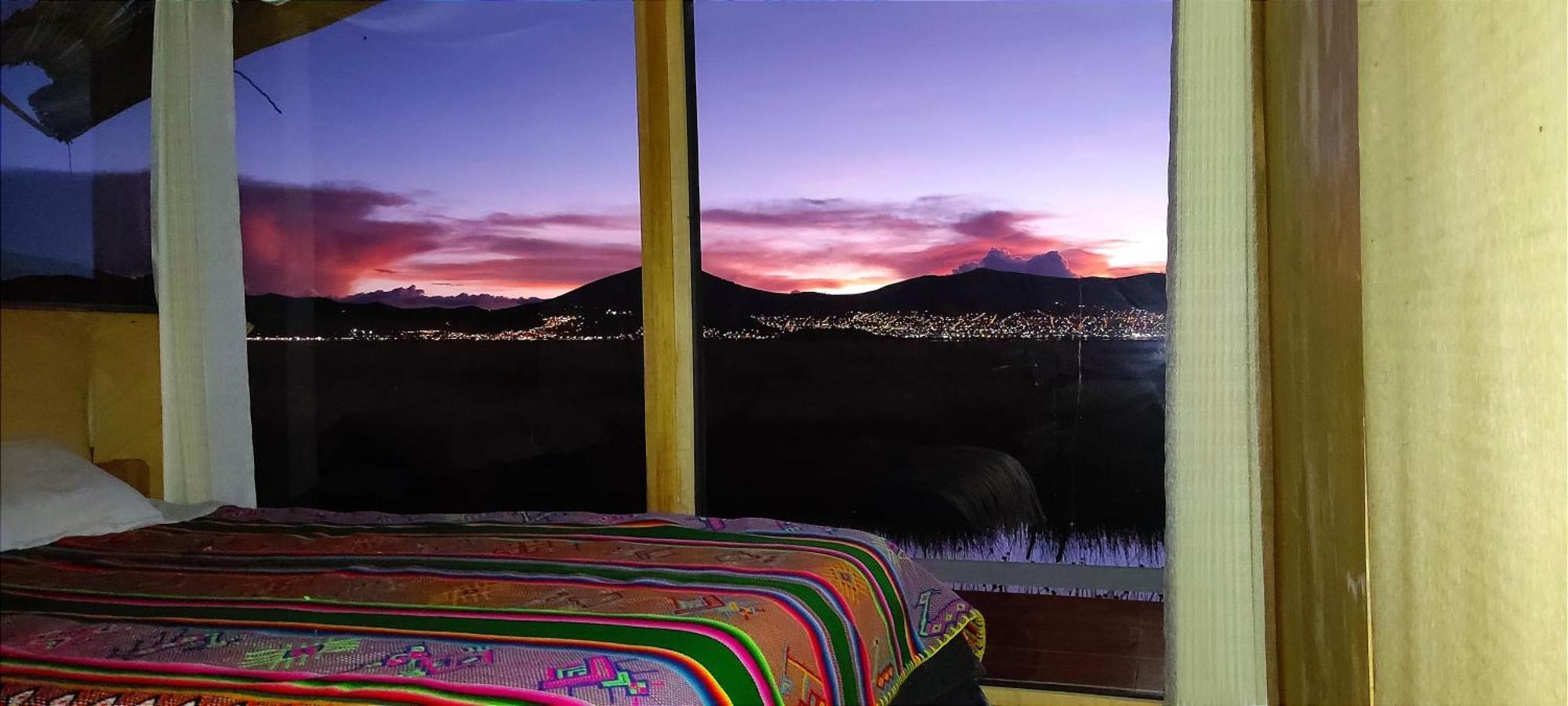Los Uros Puno Esterno foto