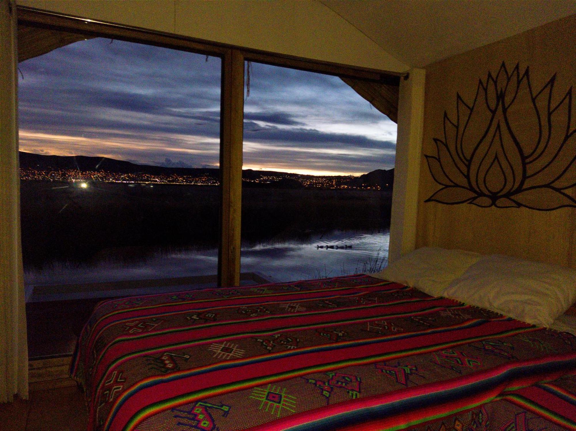 Los Uros Puno Esterno foto